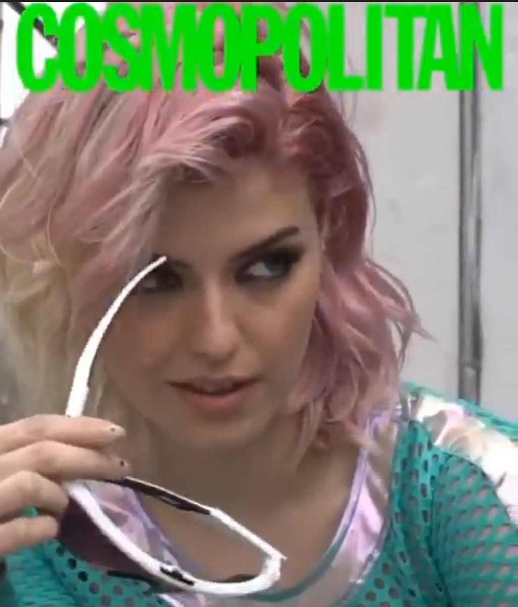 NellyReche's tweet photo. Birgen zantisima lo que se viene el 20 de Abril🙌😱🔝🔥 #CosmoMayo
@_albxreche con @Cosmopolitan_es @DanielaGtzGzz https://t.co/2hyaGSLyLr