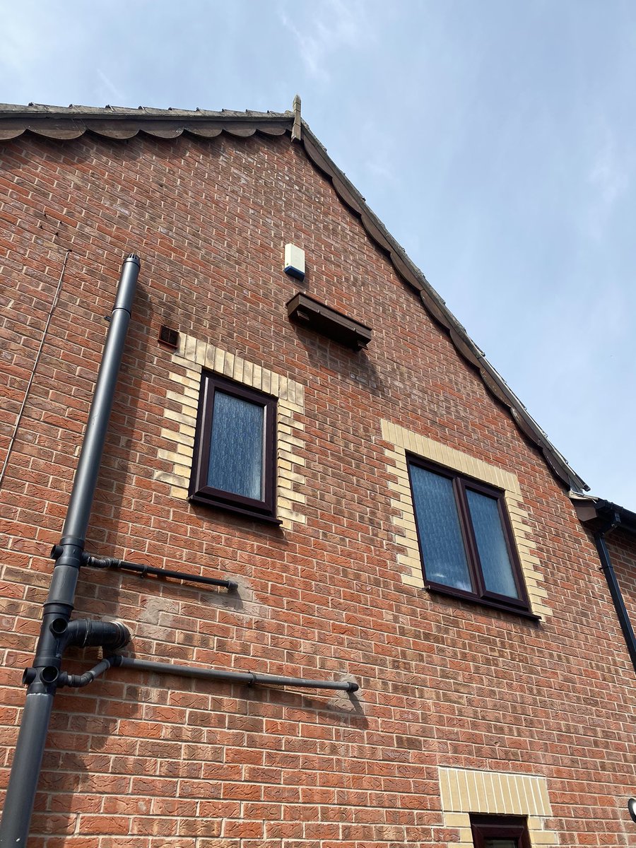 WakefieldSwifts's tweet photo. 2/5 second up was a @PeakBoxes double on the same street in New Crofton were we already have a existing colony (falls within the @Barnsleybsg area) https://t.co/HhmwkfJBNX
