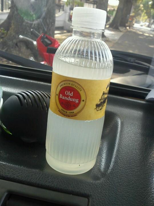 Pertjaya atoe tidak ini adalah minuman jang terboeat dari djahe.. 

Namoen rasanja mirip sekali dengan bandrek tetapi dingin. 

Cc: @dwatama <a href="/ZaraZettiraZZ/">Just Zara</a> <a href="/axdwin/">Axdwin 🌏Indonesia 🇮🇩</a>