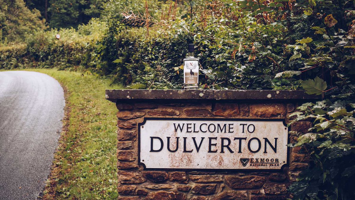 ExmoorDistiller's tweet photo. We'll be at our local Dulverton Farmers Market on Saturday from 10am -2:30pm. Come and say hello if you're in the area. ๐๐ผโโ๏ธ๐๐ฝโโ๏ธ
#ExmoorDistillery #NorthmoorGin #WorldClassGin #ExmoorGin #Exmoor #Dulverton #FarmersMarket #Gin #FromTheMoorToYourDoor #Spirits #Somerset #Devon #Local https://t.co/JSFwIXi39p