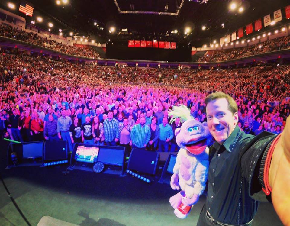 Happy birthday to ventriloquist Jeff Dunham!
Here\s a selfie he took on the Schott stage in 2018 