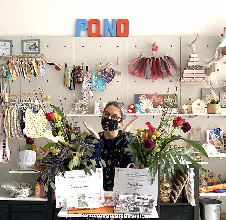 ElsPatufets's tweet photo. Continuem amb bones notícies!!! Fa pocs dies es va celebrar l’entrega de premis del #ConcursLiterariVDG21 i la patufeta Jessica de @pqnohandmade va ser guardonada amb el primer premi de la Categoria C de contes de @SantMedir i la @festagracia! MOLTES FELICITATS!!!! #SantJordi https://t.co/2BkcLPyYQ1