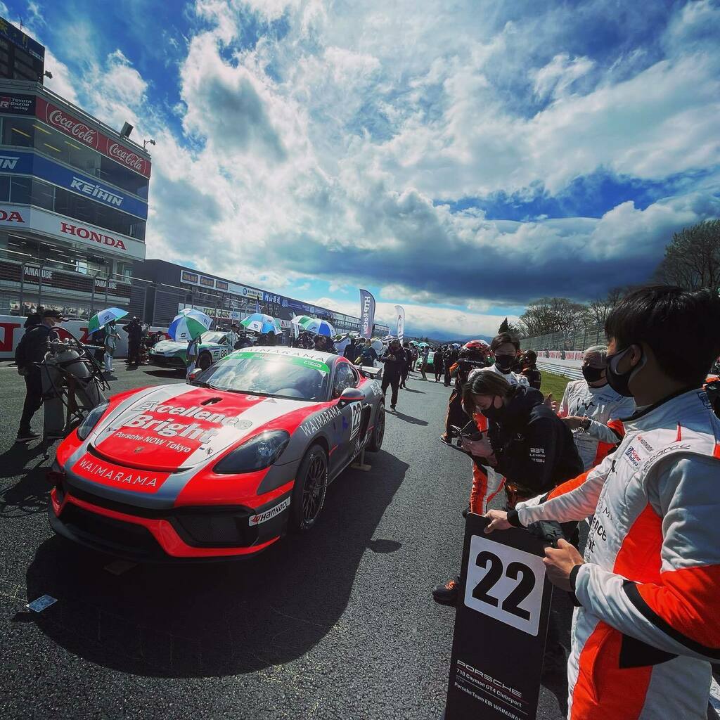 chiyokatsumasa's tweet photo. S耐SUGOは、ケイマンが少し苦手なサーキットで苦労しましたが、チームとドライバー全員がミスなく連携して9位完走、貴重な2ポイントを獲得出来ました。
次戦は富士24時間💪
応援ありがとうございました!
#Porsche #TeamEBI
#WAIMARAMA #supertaikyu #stai https://t.co/NdtuGhdHQ2