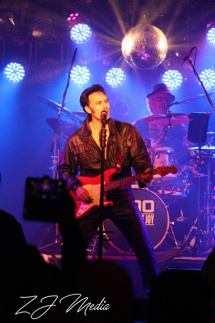 Terrific show! Thanks to everyone who came out to see us. Look forward to seeing you all at the next one! Las Vegas legands rock on! #vivalasvegas #greatcrowd #greatnight #Elvis #concert #show #music