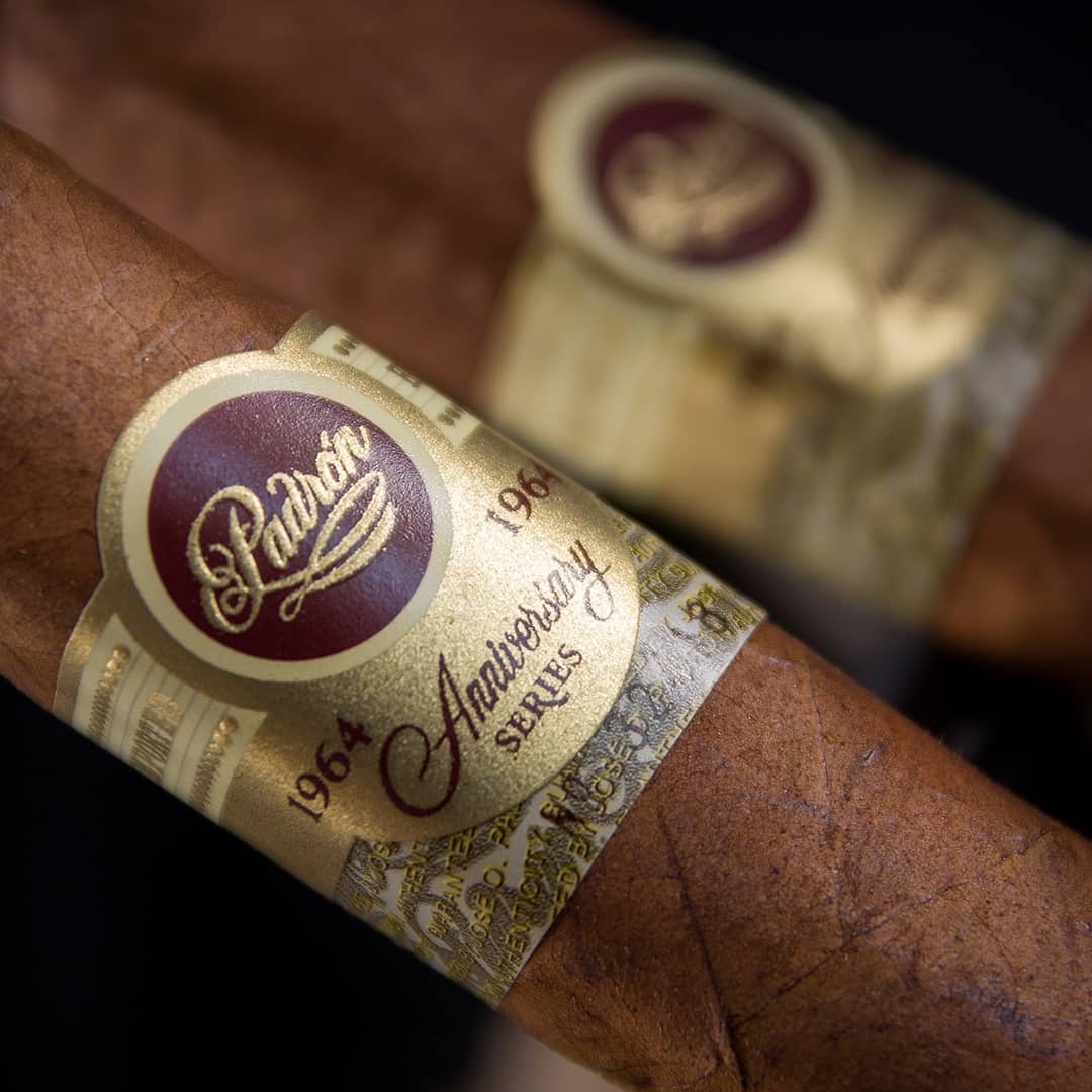 SmokersMagazine's tweet photo. PADRON 1964 SERIES ANNIVERSARY EXCLUSIVO

https://t.co/JhNIw4LG1a

#PadronCigars #nicaraguancigars #сигары #cigars https://t.co/kkshLU08Sy