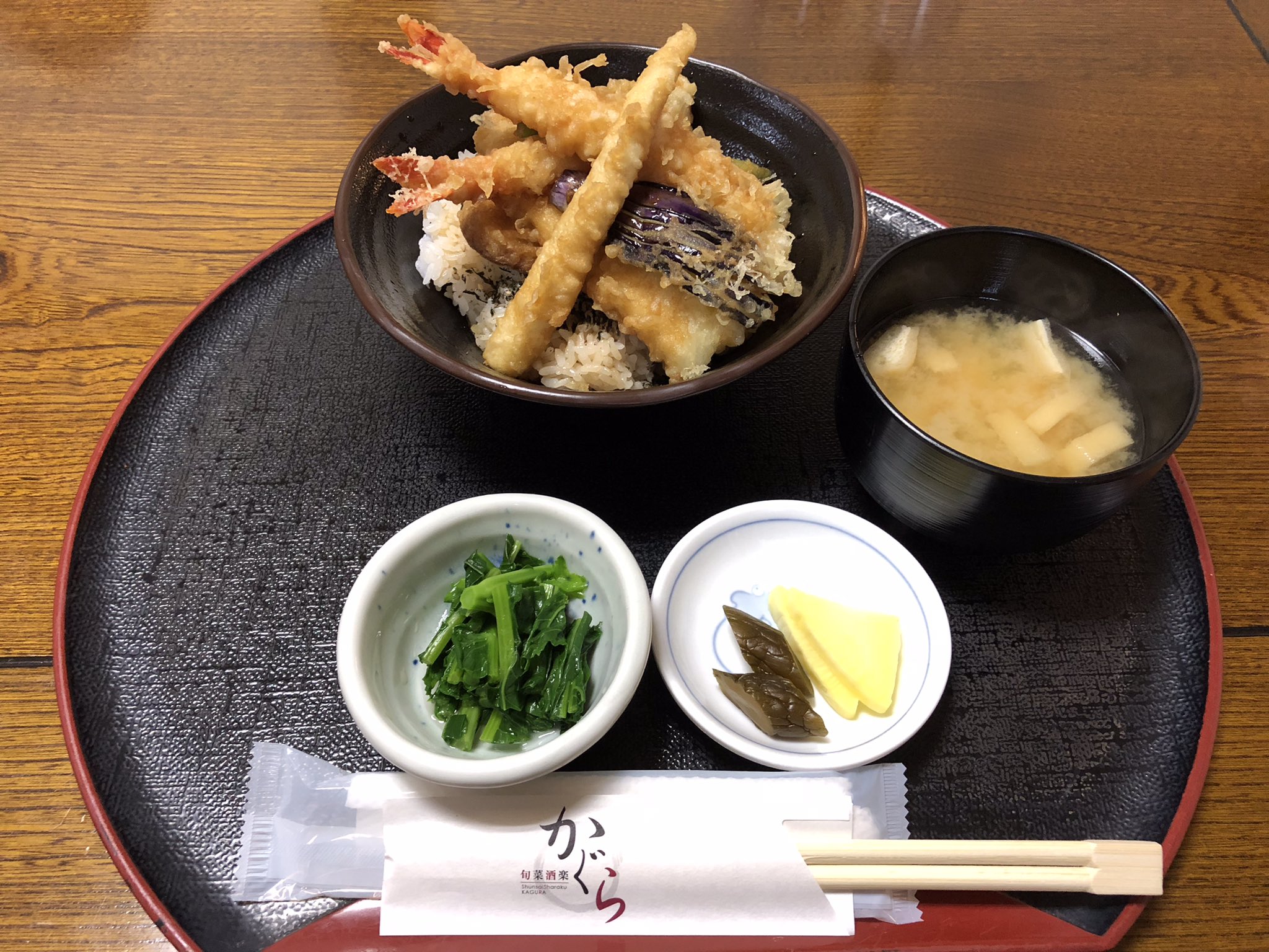 地方移住妻の憂鬱 宮城県 田舎の美味しいお店を開拓したくてたまたま 旦那が見つけた和食のお店が大当たり うどんのコシが すごくて美味しい なかなか出会えないコシの強さなので コシ強めのうどん好きな方にはオススメです あ 写真は天丼ですが