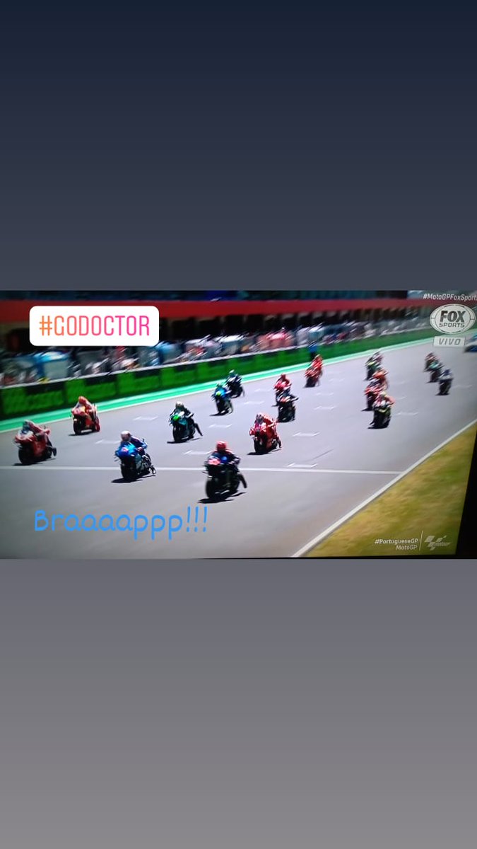 LuVenesia's tweet photo. #MotoGPFoxSports https://t.co/7E78o0xWGJ