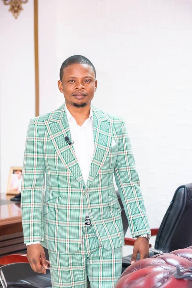 psbushiri's tweet photo. In LIFE it is either you WALK or you TAKE-OFF! 

I decree and I declare that, you shall mount up with wings as eagles. You will not be weary and you will not faint.  Your take -off will be the TALK of town!

Shout AMEN somebody! https://t.co/D0lMZXDHh5