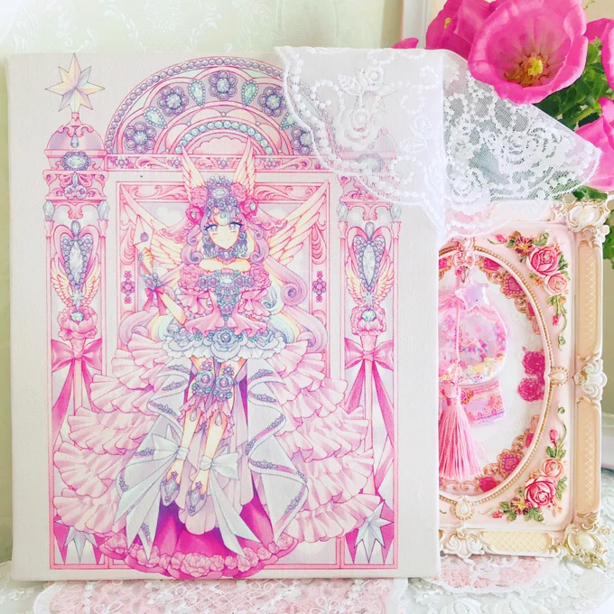 4/29〜個展新作💌
プリンセスリュミエールの肖像
キャンバスプリント
高画質7色RGB印刷。そのまま飾るだけでうっとりときめきの舞踏会へご招待します。
F3号W273×H220×D18mm ¥3,500
4/20〜25日までツイッター、インスタグラムにて事前通販、予約承ります。
#プリンセスリュミエールからの招待状 