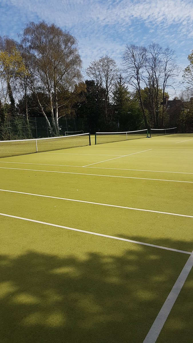MercuryTennis's tweet photo. First game of the season for our mens 1 today and what a day for it. @BushHillParkLTC the opponents today! #upthemerc #tennis @Middlesexlta https://t.co/45Hw4iaJFb
