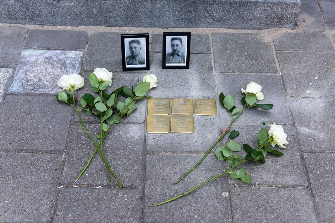 Stolpersteine S'dam tweet media