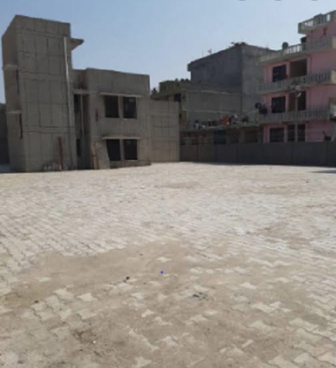 Noida की 7X Welfare टीम (@noida7x) on Twitter photo इस समय जब #Covid आपने चरम पर है और लोगों को अस्पतालों में बेड मिलना मुश्किल हो रहा है।
ऐसे में नोयड़ा के सभी बारात घरों, सरकारी स्कूलों और सोसायटी के क्लब हाउस को कोविड वार्ड में जल्द से जल्द तब्दील करना चाहिये।
<a href="/dr_maheshsharma/">Dr. Mahesh Sharma</a>
<a href="/PankajSinghBJP/">Pankaj Singh</a>
<a href="/CeoNoida/">CEO, NOIDA Authority</a>
<a href="/MoHFW_INDIA/">Ministry of Health</a> इस समय जब #Covid आपने चरम पर है और लोगों को अस्पतालों में बेड मिलना मुश्किल हो रहा है।
ऐसे में नोयड़ा के सभी बारात घरों, सरकारी स्कूलों और सोसायटी के क्लब हाउस को कोविड वार्ड में जल्द से जल्द तब्दील करना चाहिये।
<a href="/dr_maheshsharma/">Dr. Mahesh Sharma</a>
<a href="/PankajSinghBJP/">Pankaj Singh</a>
<a href="/CeoNoida/">CEO, NOIDA Authority</a>
<a href="/MoHFW_INDIA/">Ministry of Health</a>