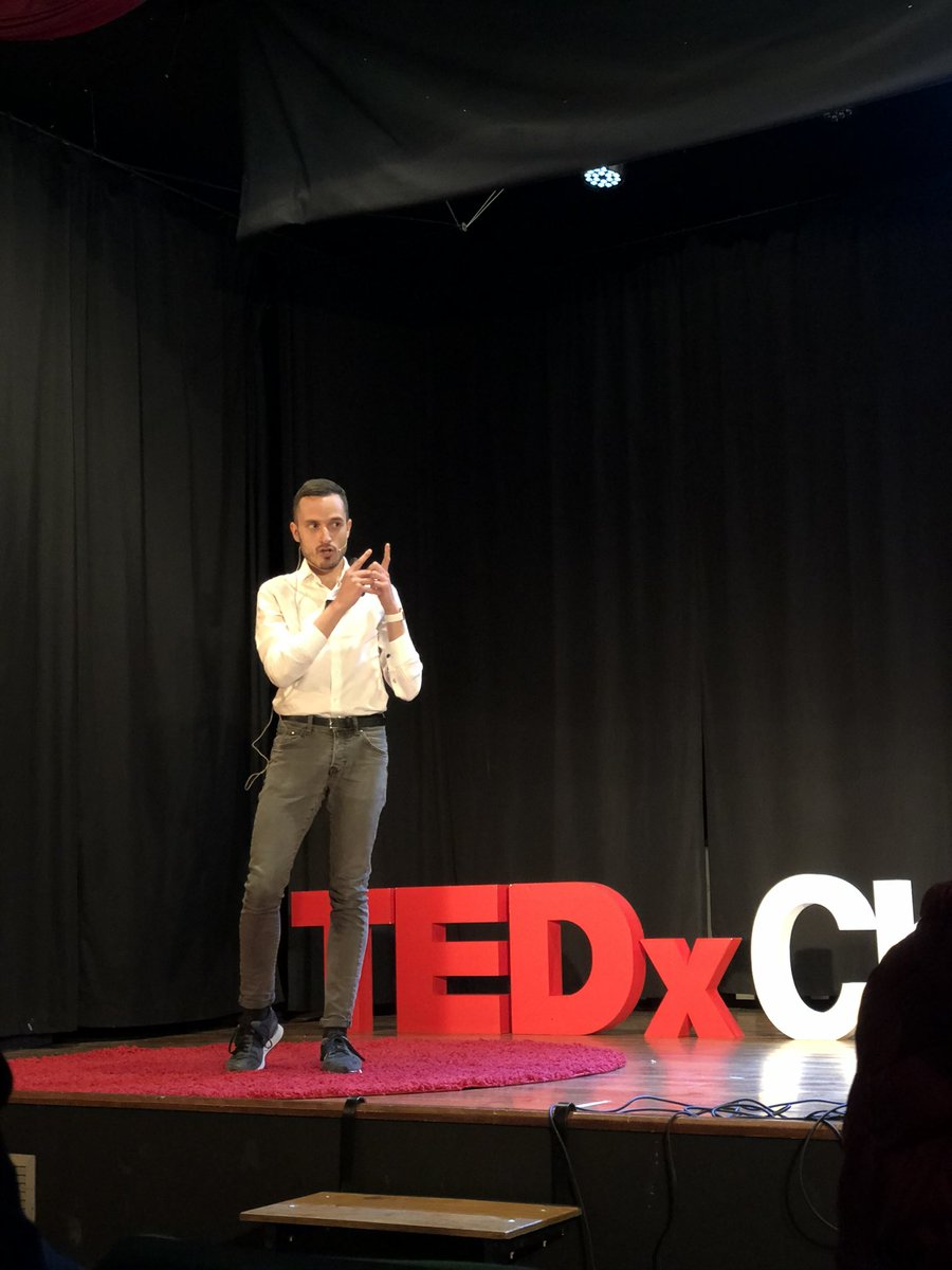 Hoy he hecho mi primera charla TED a la que he titulado “Ser pobre a precio de lujo” y que en algunas semanas estará disponible. Una experiencia estupenda. 😃 ¡Mil gracias por la invitación! <a href="/TEDxChamberi/">TEDx Chamberí</a> <a href="/TEDxMadrid/">TEDxMadrid</a>