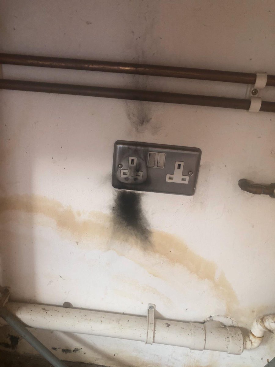 thomas_ltd's tweet photo. Always check your electrical appliances - swift reactions from the homeowner and @HWFireWchurch prevented a more serious incident occurring, client now has power restored and has piece of mind https://t.co/BkoQvcd6nD