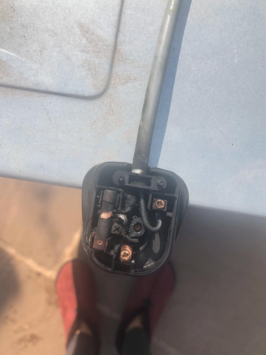 thomas_ltd's tweet photo. Always check your electrical appliances - swift reactions from the homeowner and @HWFireWchurch prevented a more serious incident occurring, client now has power restored and has piece of mind https://t.co/BkoQvcd6nD