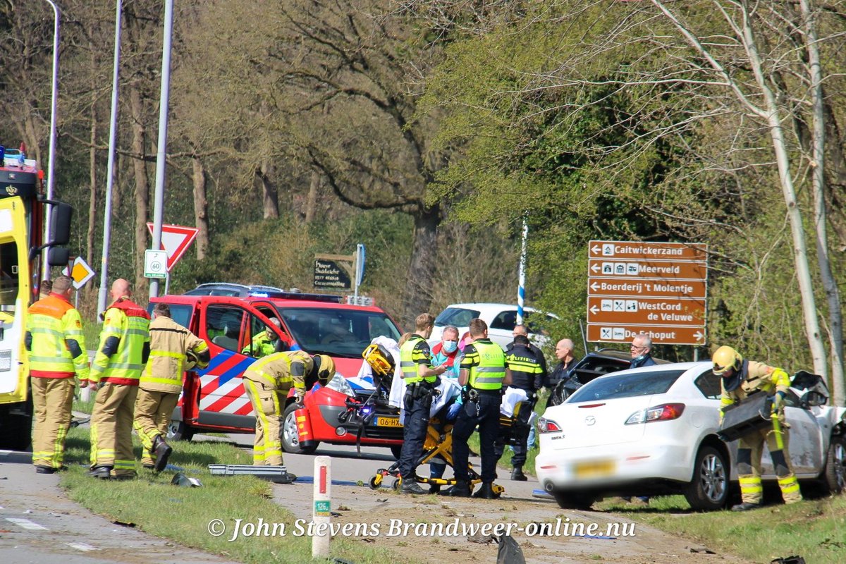 Melding brandweer Kootwijkerweg Uddel inzake aanrijding