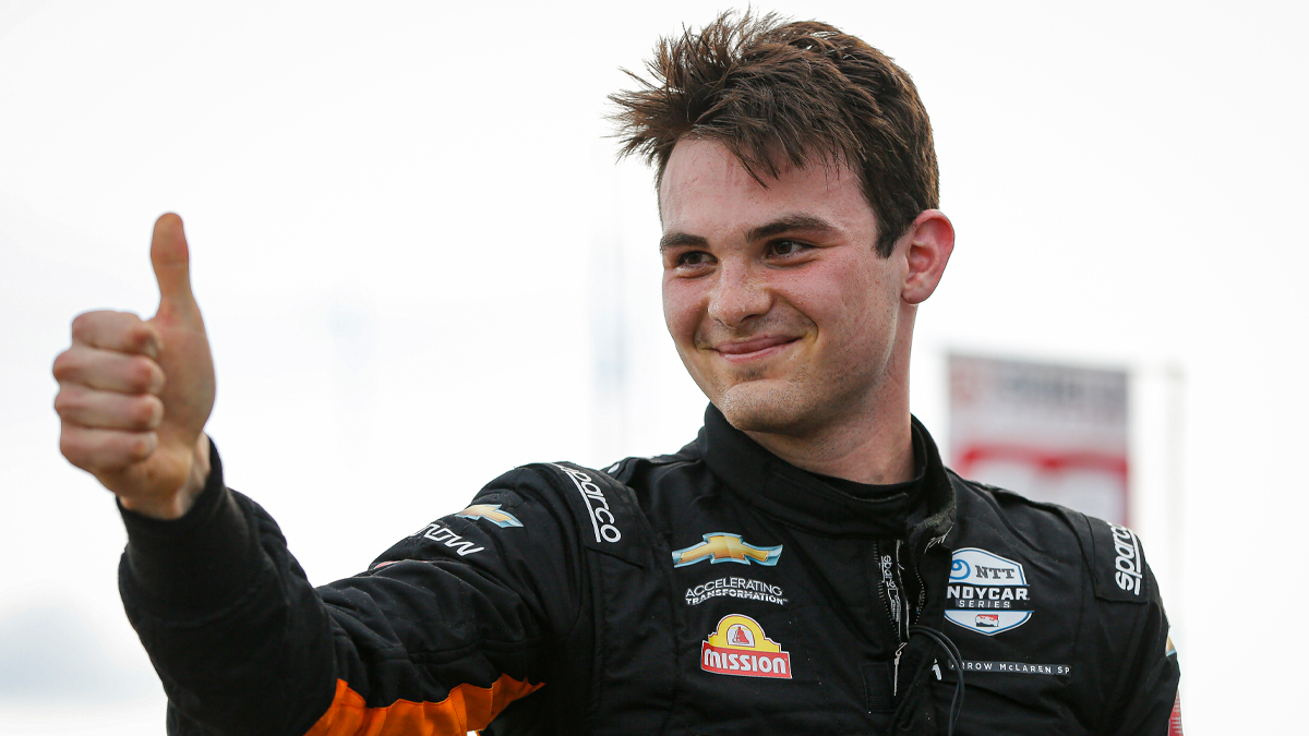 ArrowMcLaren's tweet photo. How are we feeling, team? 🤩👍
#INDYCAR // #HIPGA https://t.co/RXd3oh9hWu
