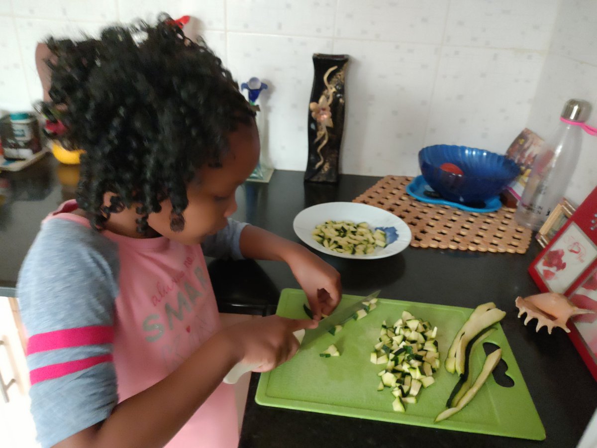 meggskimani's tweet photo. Boy oh boy ...did we prep and indeed cook today #FunFamilySunday #ChiefChef https://t.co/oII1yLrivA