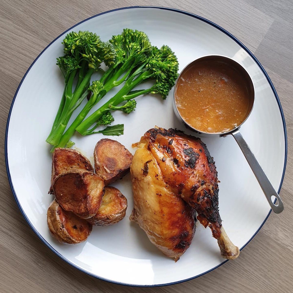 TroutsBistro's tweet photo. A #RoastChicken is a thing of beauty especially this free range corn fed #chicken.

We made a rub for the skin of honey, lemon, cumin, paprika and cayenne pepper, then we roasted it on a bed of onion, lemon, garlic &amp; white wine which made the lushest #gravy. https://t.co/7KQ5DjoNfy