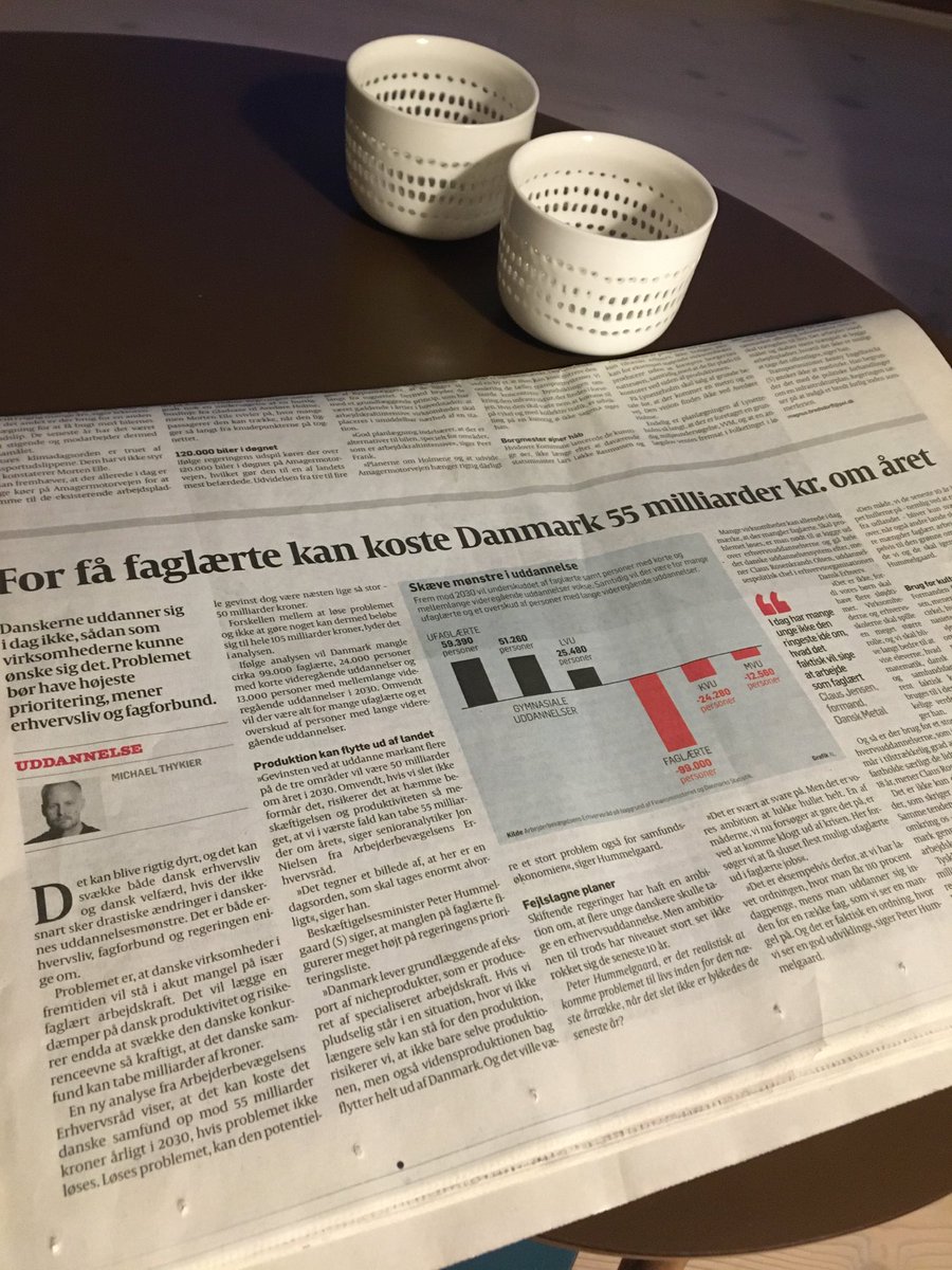 J_TovgaardOlsen's tweet photo. Enig med Claus Jensen #danskmetal  i #politiken i at rigtig mange unge kunne få en rigtig god karriere som faglært. Mere fokus på det fede liv med #STEM  også inden for #EUD, end på samfundets behov. De unge vil have et fedt liv og derefter tænke på samfundet. #klogehænder https://t.co/VIVtJzUFmJ