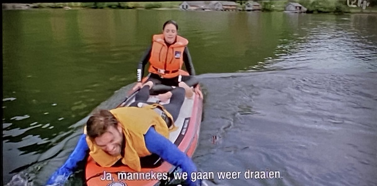 BALLEKEZZZ's tweet photo. Wanneer ge op 8 mei in uw bed kruipt  #demol https://t.co/KcfcH5uBJz