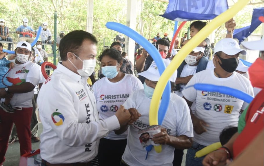 OscarRosasGlz's tweet image. ¡Gracias amigos de #NuevoCampechito por su cariño y apoyo, aquí vamos a seguir cerca de ustedes, porque su bienestar es lo más importante! ¡Vamos juntos!💪🏼