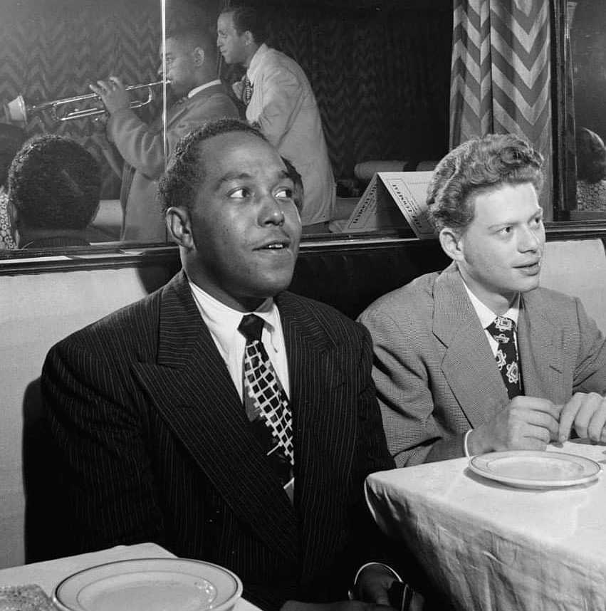 JazzRepublika's tweet image. Charlie Parker and Red Rodney
#charlieparker #redrodney #jazzmusic #jazz #jazzmusician #jazzismyreligion #ilovejazz #ilovejazzmusic #jazzisart #jazzphotography #jazzphoto