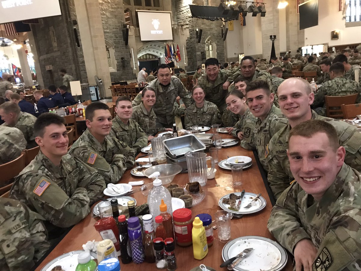warhammer_6's tweet photo. Composed of 11 Members at #sandhurst2021 the squad composed of @LehighU @LafCol @MCGreyhounds Cadets!!! Super proud of you all!!! https://t.co/gzlPj2ROSn