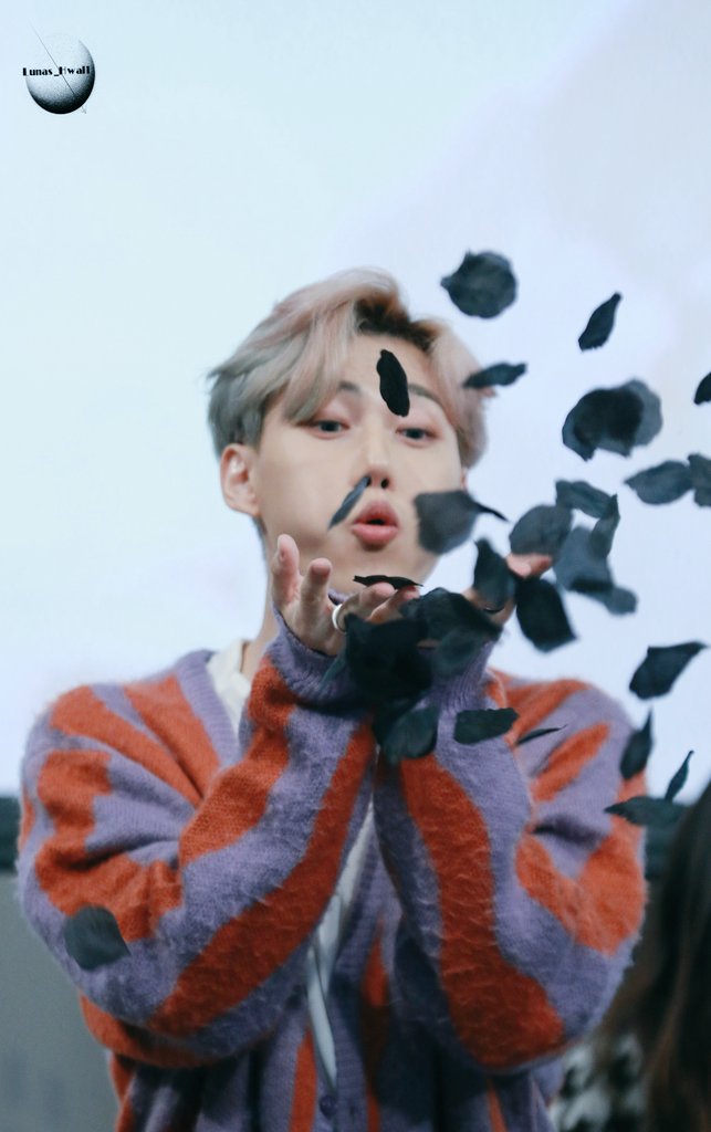 LunasHwall's tweet photo. 우리 바론오빠 생일 축하해💜
0419 HappyBaronDay！！！
#VAV #BaRon #브이에이브이 #바론 #최충협
#HappyBaRonDay #해피바론데이 https://t.co/npxNOBL8KU