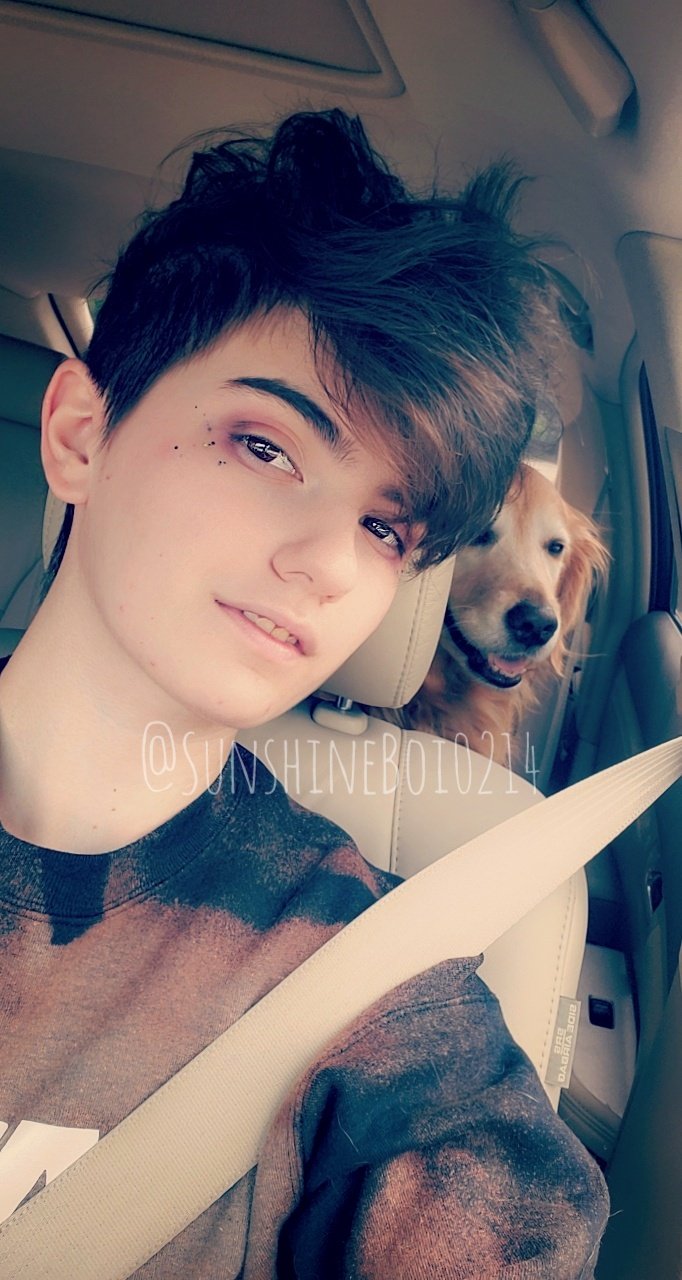 ☀️SunshineAndLavender🌸 on X: My baby is joining for my ride to work again  now that she's feeling better! #dog #femboy #selfie #trap #cute  t.co4fsibzg6nT  X