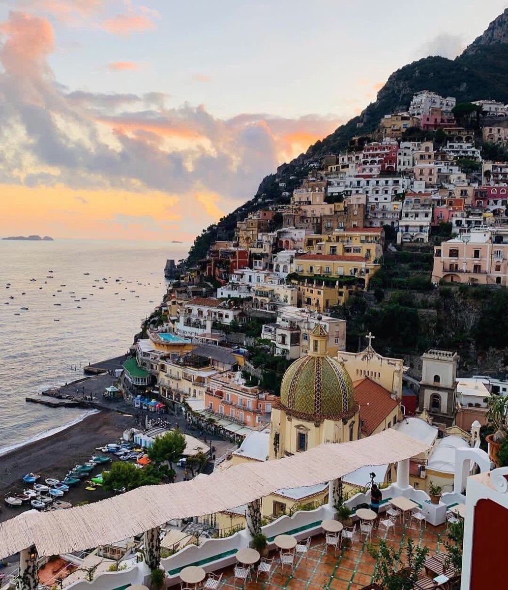 eliesaaabs's tweet photo. Dream summer destination: Positano, Italy. https://t.co/IfnKUFY41m