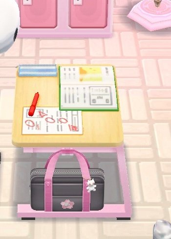 LEAFTlCKETS's tweet photo. not me wanting this bag and the pencil case 💀 https://t.co/2Hg21oAcTC