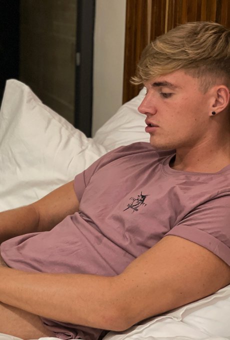 RT if you want the 🔞 of these 😈  https://t.co/AT0OpAGW26 https://t.co/1WYuWCMfr8<a href="/tag/newprofilepic"class="tags"><span>#newprofilepic</span></a>