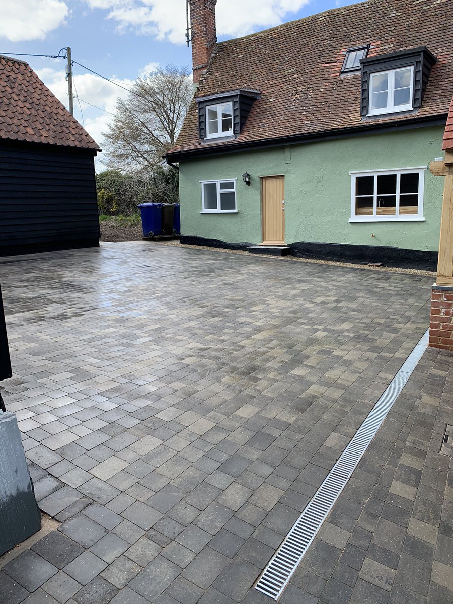CamBlockPaving's tweet image. Thurlow Haverhill completed yesterday