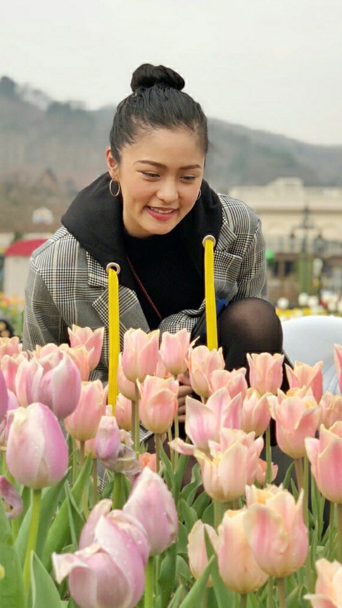 Here s to the person, Beautiful inside and out !  Happy Birthday QUEEN KIM CHIU ! 