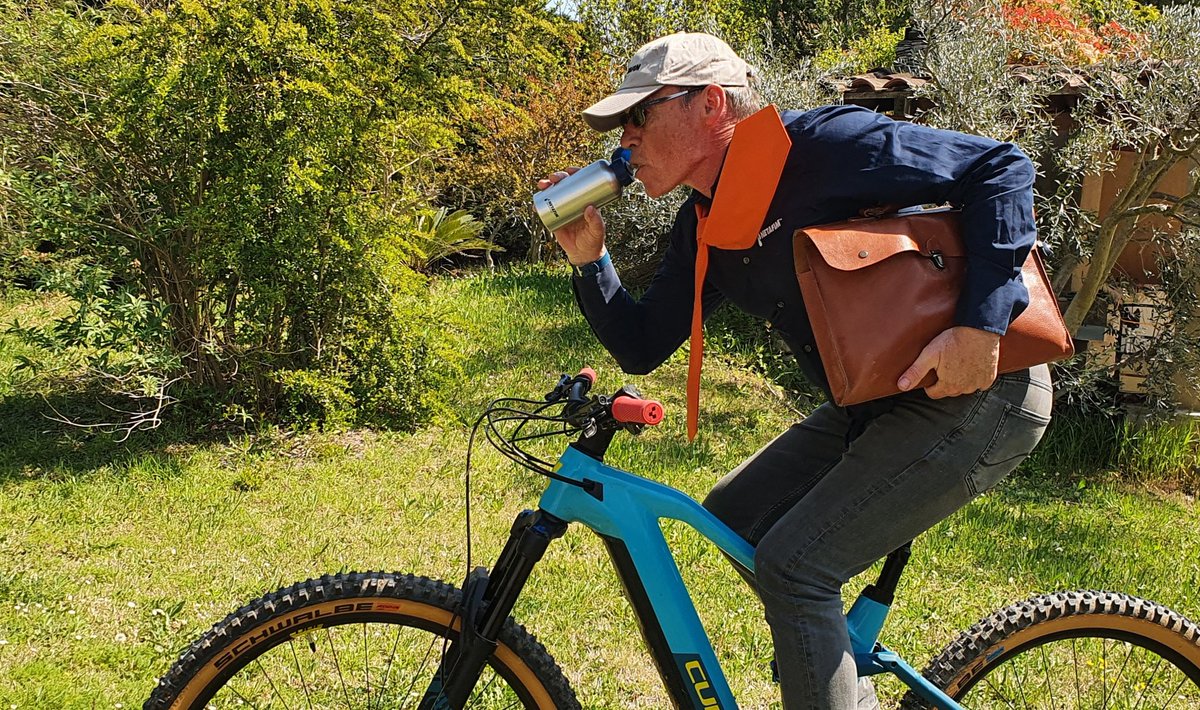 jojoNetafimfr's tweet image. Participer à #UsingLessDoingMore avec @NetafimCorp
1 arbre planté avec une action pour la planète.
Moi c'est fait, je suis allé au boulot en vélo (oui, je travaille le dimanche... 🤨💪🤣🤣🤣😇)