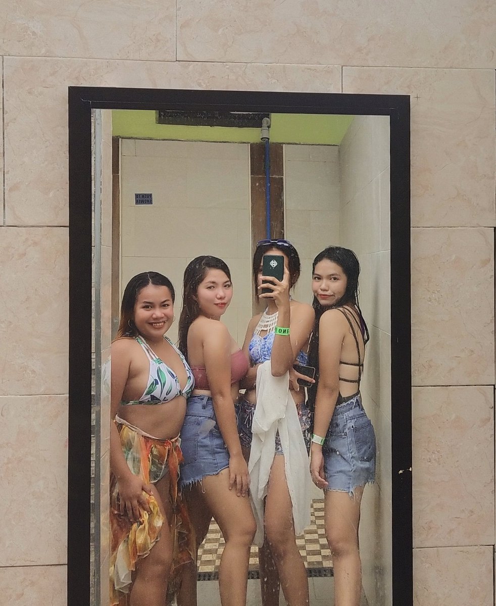 EduyanMarie's tweet photo. 📸📸 @keyeacebo @karenacebo @itsmeeeeecarms https://t.co/d9EHuW01KX
