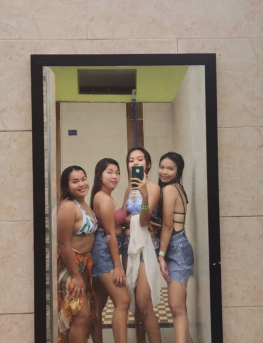 EduyanMarie's tweet photo. 📸📸 @keyeacebo @karenacebo @itsmeeeeecarms https://t.co/d9EHuW01KX