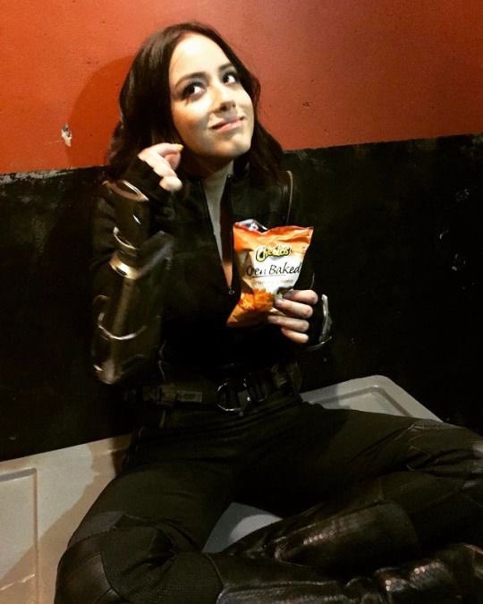 Happy birthday chloe bennet !!! here s a thread of some of my favorite pictures <3 
