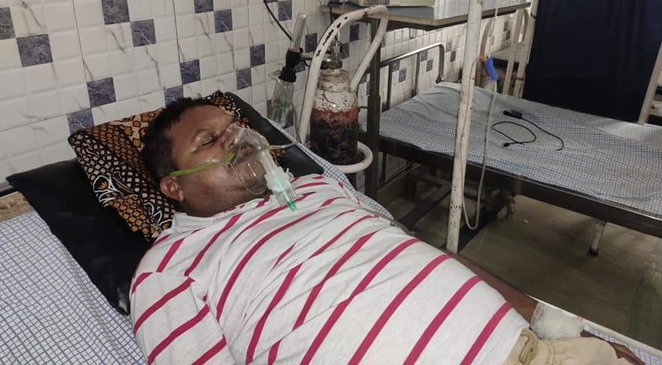 JitendraRaiMLA's tweet photo. Remidesivir Injection के 6 डोज की अत्यंत आवश्यकता है। अगर व्यवस्था हो सके तो कृपा मदद करें। छपरा के वरिष्ठ पत्रकार गुड्डू राय जी पटना के सगुना मोड़ स्थित सुपर स्पेशिलिटी क्लीनिक में भर्ती है। 

9852402954

9473057611

@sanjuydv @srinivasiyc @manojkjhadu @yadavtejashwi https://t.co/4b1aPXLv1j