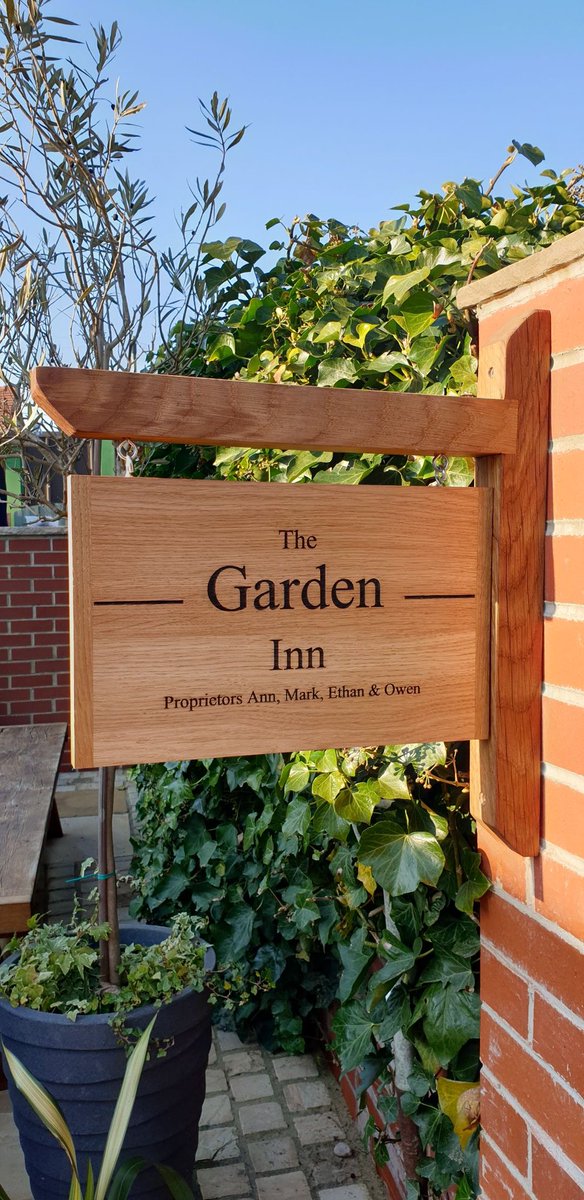 Anyone interested in man bar / pub signs? With any personalisation you like👍