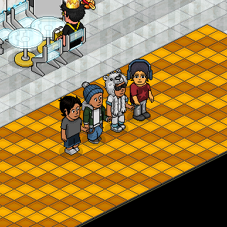 HSJaap2009's tweet photo. Gezellig in de kamer tijdens het uurtje van BrokenArrows op @NLHabboFeeling! Luister gezellig mee. https://t.co/KEKQIDje1D