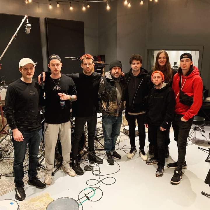ISeeStarsMNL's tweet photo. The boys are done recording the new record!!!! #stoked @iseestarsmusic https://t.co/QM71l3revt