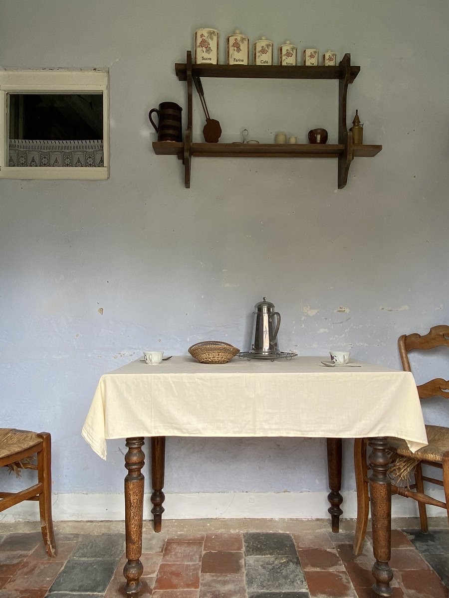 Un café chez Mémère ? Non, juste une tite visite au #museedepleinair @ENM_Lille ce midi... Retrouver le temps suspendu. #musee #patrimoine <a href="/VDAtourisme/">Villeneuve d'Ascq Tourisme</a> <a href="/Hello_Lille/">Hello Lille</a>