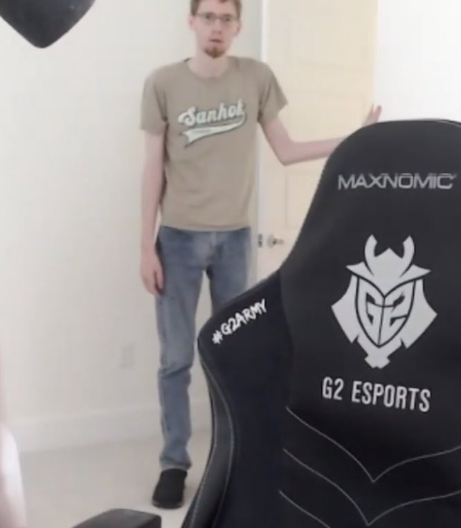 syykkuno's tweet image. i need a minute to process this