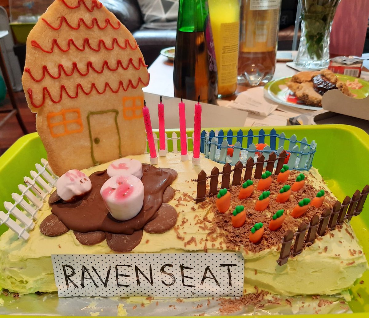 ormiefrog's tweet photo. @AmandaOwen8 my mum is a huge fan so we surprised her with a Ravenseat Farm themed tea party for her birthday! From a tractor towing flapjack 'haybales' to chocolate cow pats to hard boiled eggs in the wheelie bin where Clemmy found them... https://t.co/lyq03Jb21h