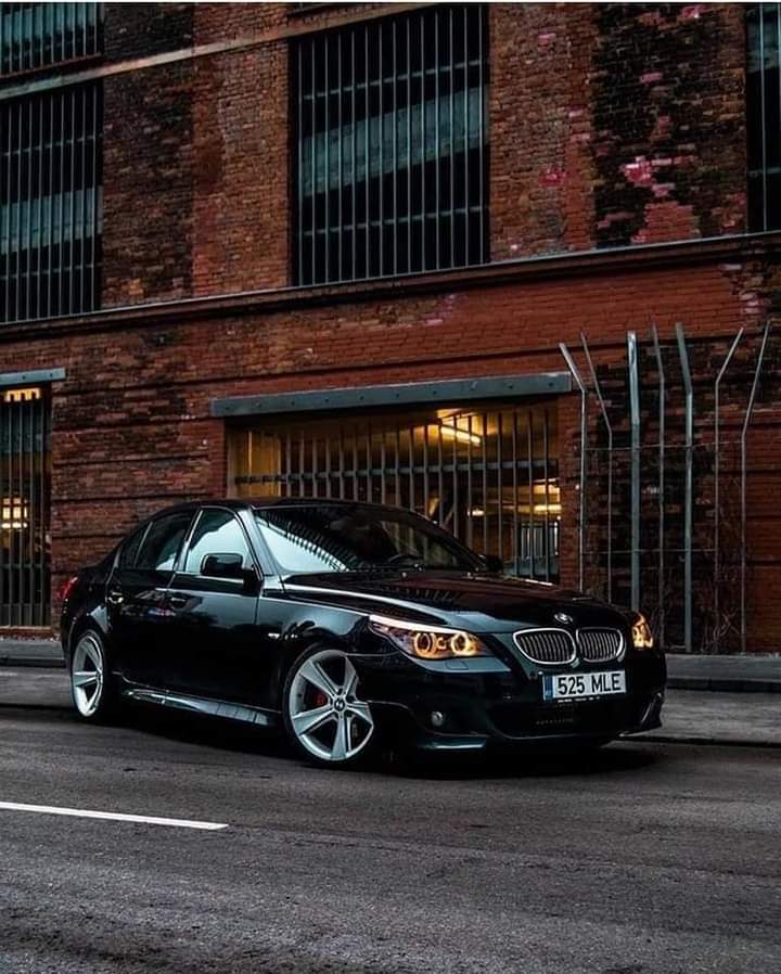 PhsyiccDreamer's tweet photo. Some adorable pics of BMWπ
#blacklove
#BMlover
#black lover https://t.co/iN953phrdv