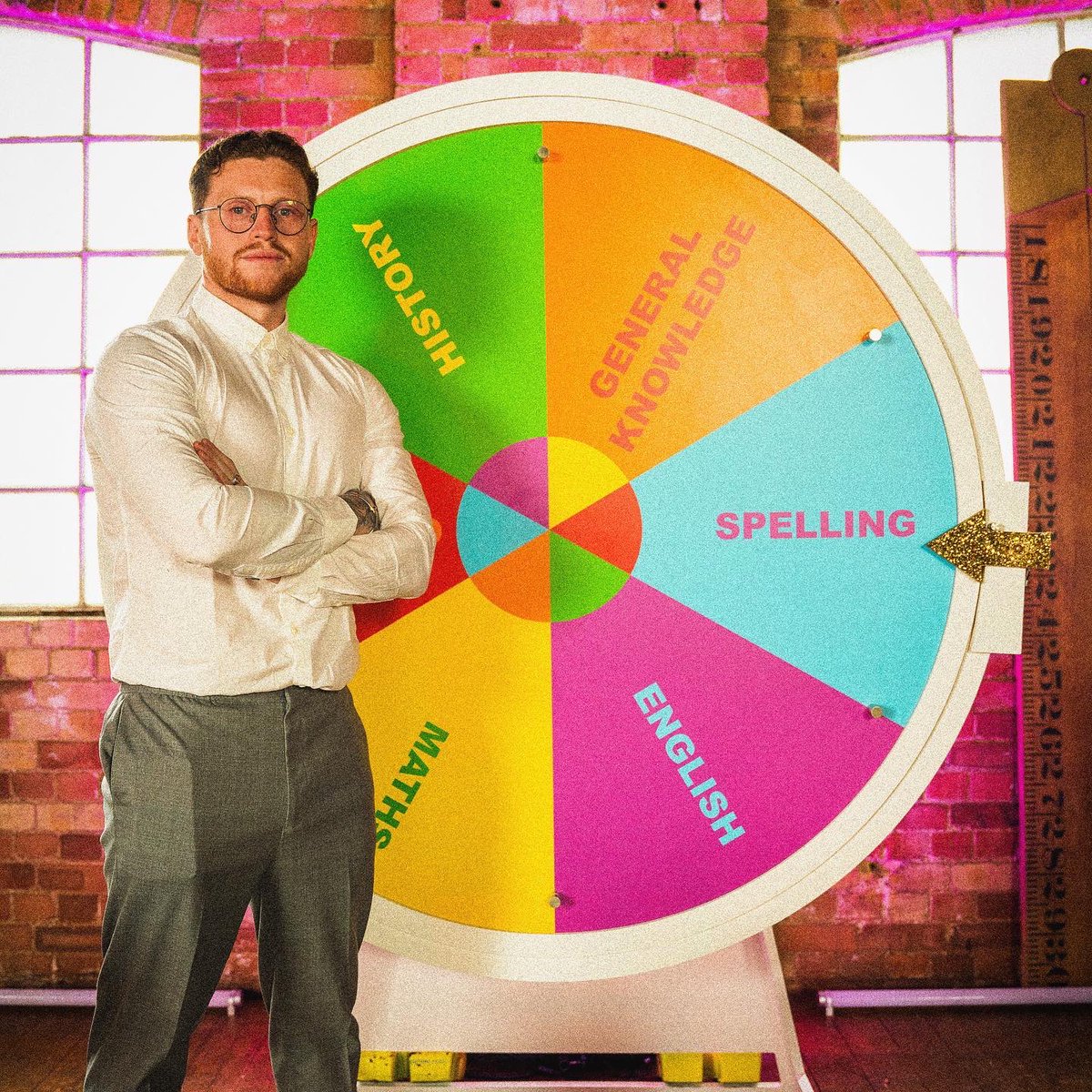 Behzinga's tweet image. your favourite teacher 👨🏽‍🏫 instagram.com/p/CN0Qy0nH_6l/