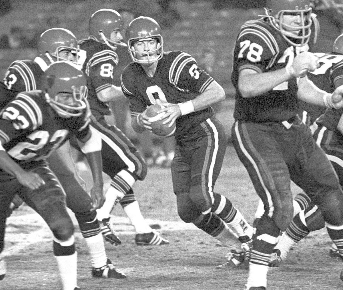 Aztecs4evvvrrr's tweet image. Brian Sipe San Diego State👍 #AztecFB #AztecForLife