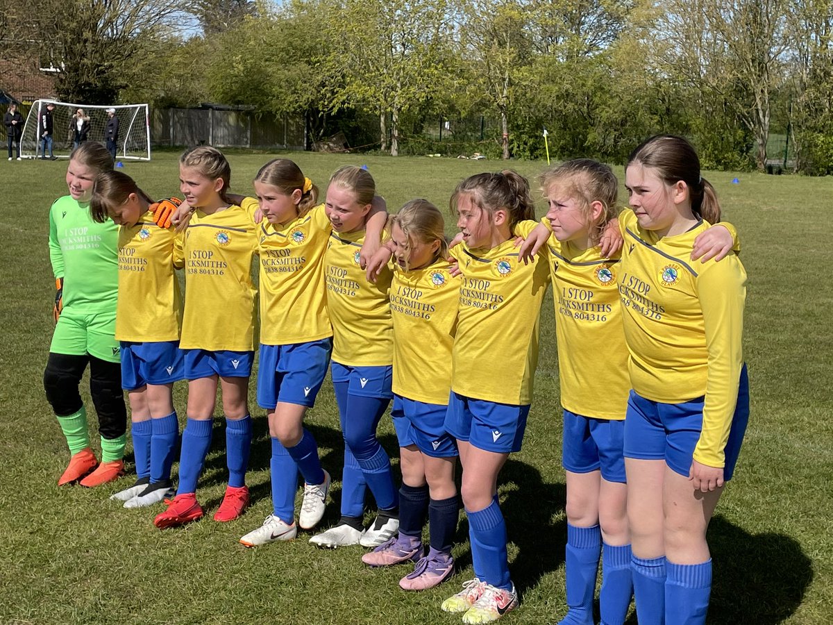 U10HashtagGirls's tweet photo. Good performance today girls and well done to Kyra for her GOTM performance. https://t.co/kHdRTS2u3s